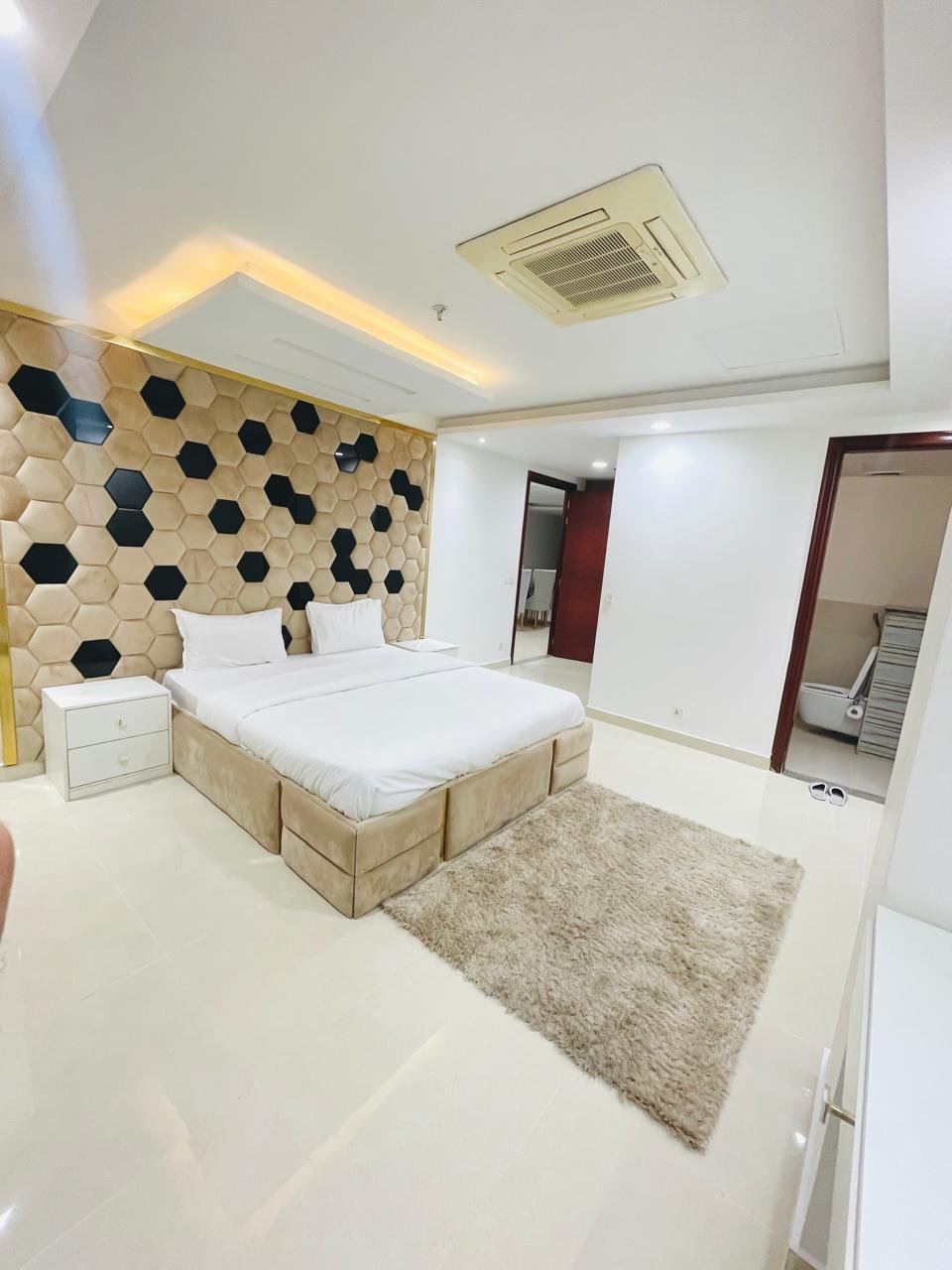 Spacious Two Bedroom Apartment for Rent in Lahore – Ideal for Small Families